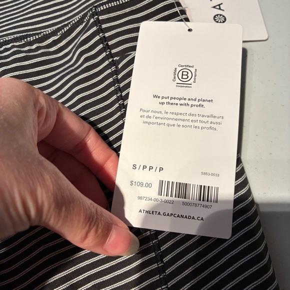 NWT Athleta Salutation Stash Pocket II Textured 7/8 Tight in Black & White Small - Picture 7 of 10